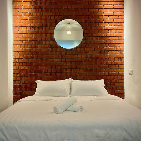 Dosomething Guest House 8 Ipoh Esterno foto